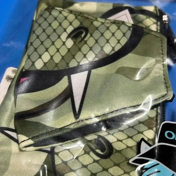 Snake mouth  Halloween kids face mask with pouch - Picture 3 of 10